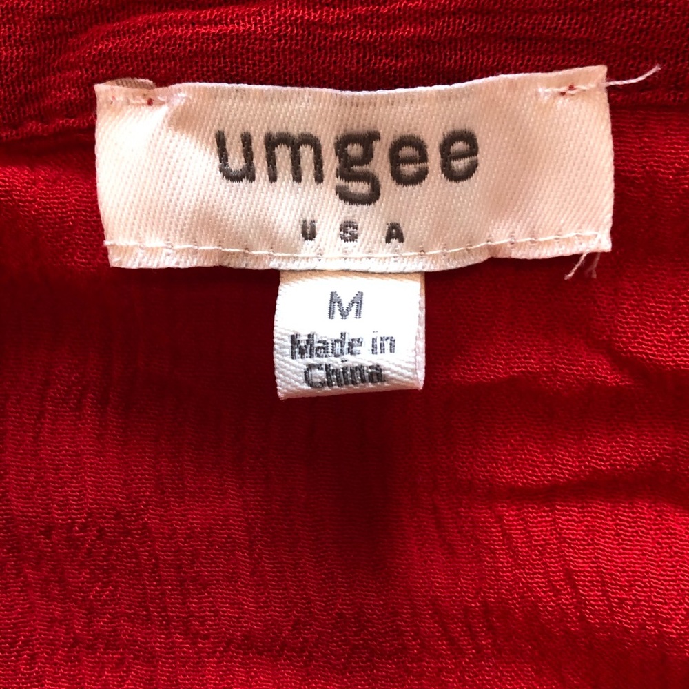 Red, Ruffle Shortsleeved Button Up Shirt - Picture 5 of 5